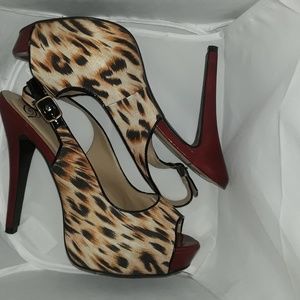 Heart indeed animal print red stilettos size 9